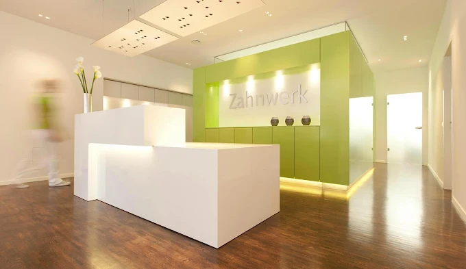 Empfang und Warteraum bei Zahnwerk Rehbein
